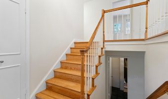 4300 ROBERTS Ave, Annandale, VA 22003