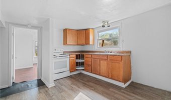 1302 Irwin St, Aliquippa, PA 15001