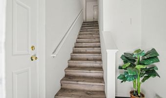 951 Addington Ln 135, Ann Arbor, MI 48108