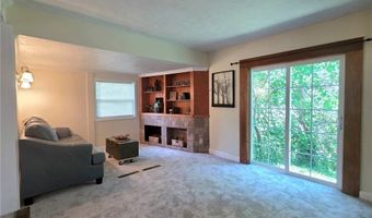 398 N Chillicothe Rd, Aurora, OH 44202