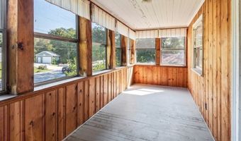 89 Elm St, Blackstone, MA 01504