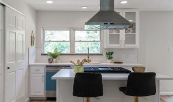 8540 Elsa Ave, Affton, MO 63123
