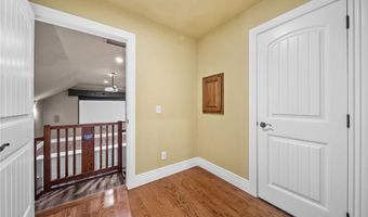 9915 E Plentywood Rd, Bentonville, AR 72712