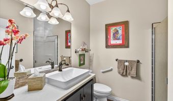 39 E Valley View Rd, Ashland, OR 97520