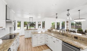 1376 Stoneridge Cir, Escondido, CA 92029