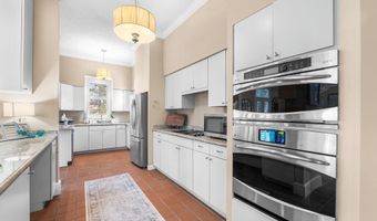 410 OCEANWALK Dr S, Atlantic Beach, FL 32233