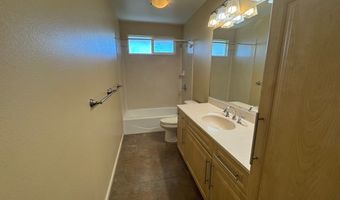2814 Henry St, Honolulu, HI 96817