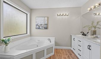 4012 Brantley Dr, Austell, GA 30106