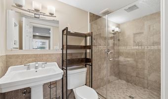 4212 Devonshire Ct, Akron, OH 44321