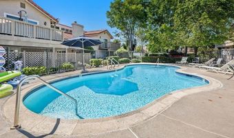 2843 Unicornio St B, Carlsbad, CA 92009