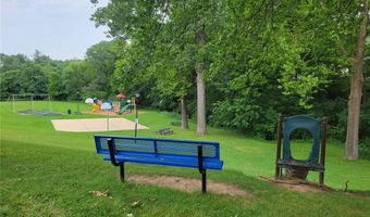 6919 Greenholly Dr, Affton, MO 63123