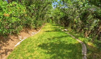 1501 E MAPLE HILLS Dr S, Bountiful, UT 84010