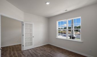 1052 Misty Creek Dr, Aberdeen, NC 28315