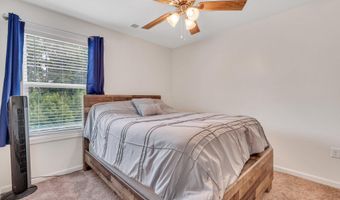 33 Chinquapin St, Beaufort, SC 29906