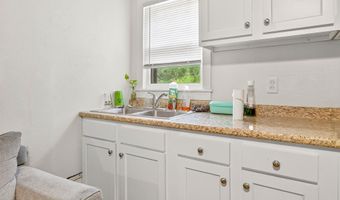 1626 N ONEIDA St, Appleton, WI 54911