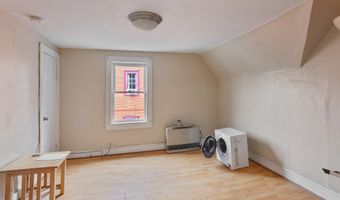 317 N Winooski Ave, Burlington, VT 05401