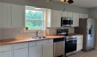 2318 N Lakeview Dr, Austin, IN 47102