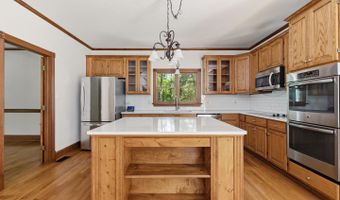 12439 N OAKS Dr, Ashland, VA 23005