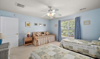 2 AUDUBON Cir, Berlin, MD 21811