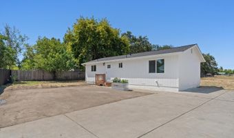 1055 S Wright Rd, Santa Rosa, CA 95407