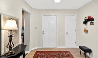 1428 Tahoe Valley Ct, Ballwin, MO 63021