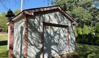 413 E Shawnee Ln, Attica, IN 47918