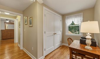 106 Academy St, Bristol, CT 06010