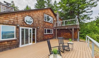 7090 Fickle Hill Rd, Arcata, CA 95521