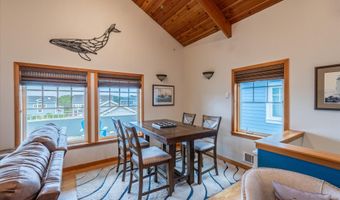 1323 VILLAGE Loop, Bandon, OR 97411