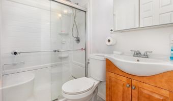 5153 Kincardine Dr, Cincinnati, OH 45238