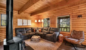 1221 Fox Rd, Cascade, ID 83611