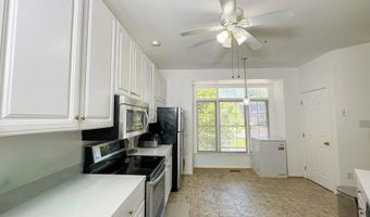 7822 QUILL POINT Dr, Bowie, MD 20720