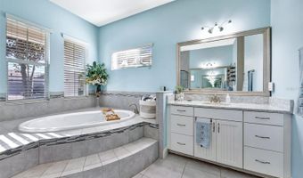 6324 BREVADA Ln, Apollo Beach, FL 33572