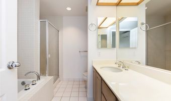 1317 Moanalualani Way 13C, Honolulu, HI 96819