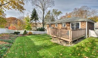 60 North St, Cranston, RI 02920