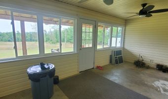 762 Old McLeod Brg, Adrian, GA 31002