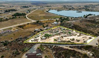 654 Skyview Way, Aguanga, CA 92536