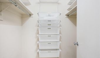 307 YOAKUM Pkwy 406, Alexandria, VA 22304