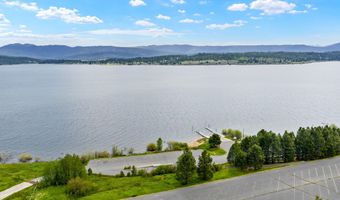 24 Pats Ln, Cascade, ID 83611