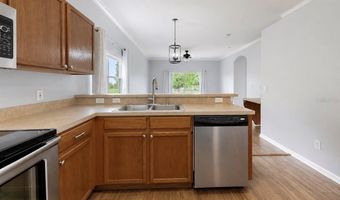 7853 BRISTOL PARK Dr, Apollo Beach, FL 33572