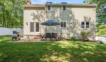 7 Aurora Dr, Cumberland, RI 02864