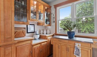219 E HANCOCK St, Appleton, WI 54911