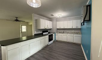 208 Shady Oak Dr, Aberdeen, MS 39730
