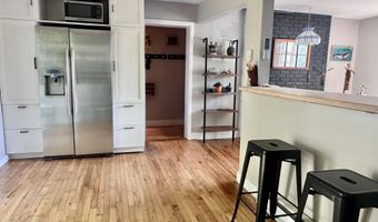 112 S Crest Dr, Burlington, VT 05401