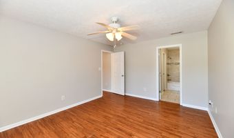 9397 Villa Woods Dr 213, Avon, IN 46123