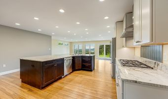 200 Cobb Rd, Aurora, IN 47001