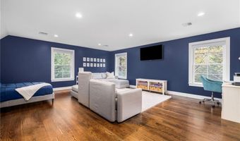 59 Club House Rd, Coventry, RI 02816