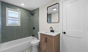 22 Guilette Pl, Amityville, NY 11701