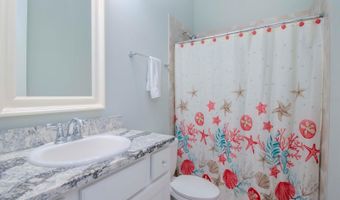 717 MANNS HARBOR Dr, Apollo Beach, FL 33572