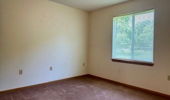 1894 Springfield Lake Blvd 102, Akron, OH 44224